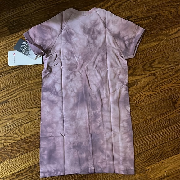 lululemon swiftly tech short sleeve shirt - Picture 9 of 9